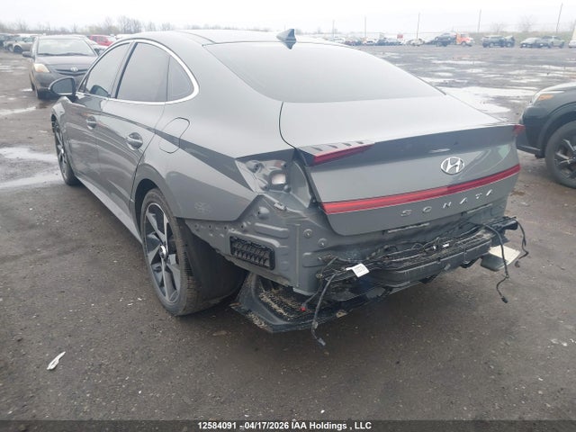 Продаж на аукціоні авто 2021 Hyundai Sonata Sport 1.6t 4dr, vin: 5NPEJ4J29MH073502, номер лоту: 12584091