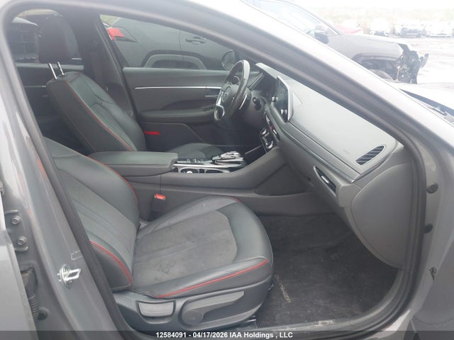 Продаж на аукціоні авто 2021 Hyundai Sonata Sport 1.6t 4dr, vin: 5NPEJ4J29MH073502, номер лоту: 12584091