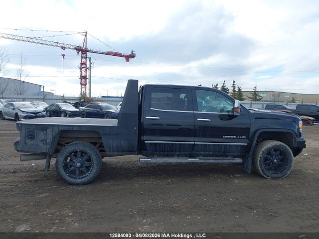 1GT42YEY8HF215224 GMC Sierra 3500hd Denali