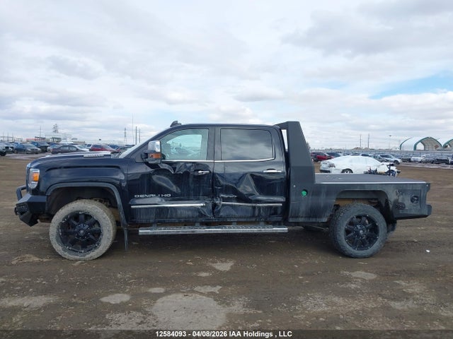 1GT42YEY8HF215224 GMC Sierra 3500hd Denali