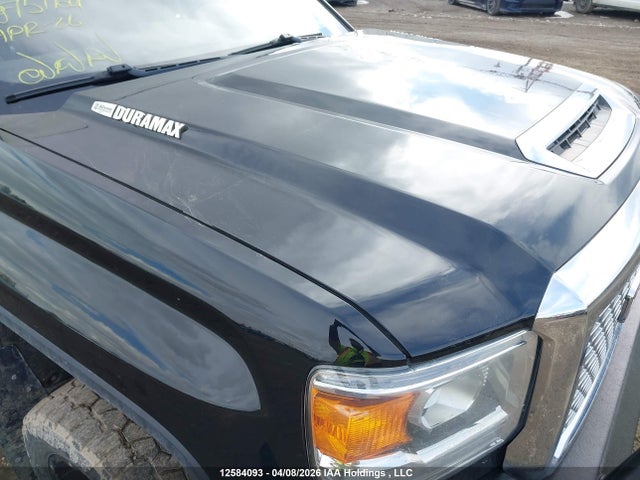 1GT42YEY8HF215224 GMC Sierra 3500hd Denali