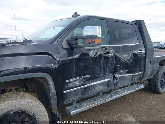 1GT42YEY8HF215224 GMC Sierra 3500hd Denali