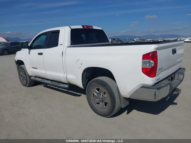 12584094 :رقم المزاد ، 5TFUM5F19EX051935 vin ، 2014 Toyota Tundra Double Cab Sr/double Cab Sr5 مزاد بيع