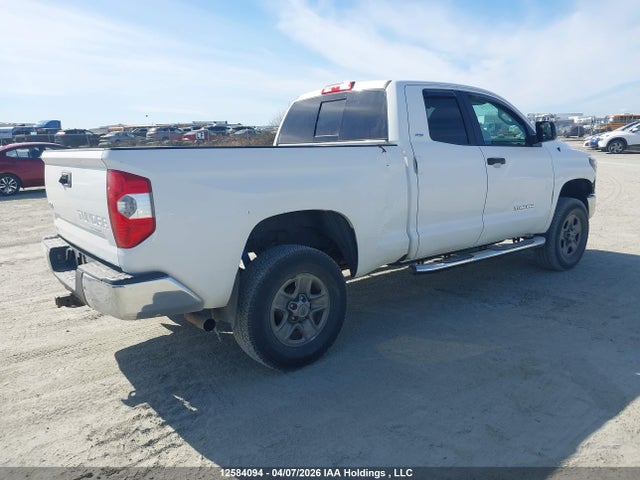 12584094 :رقم المزاد ، 5TFUM5F19EX051935 vin ، 2014 Toyota Tundra Double Cab Sr/double Cab Sr5 مزاد بيع