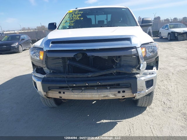 12584094 :رقم المزاد ، 5TFUM5F19EX051935 vin ، 2014 Toyota Tundra Double Cab Sr/double Cab Sr5 مزاد بيع