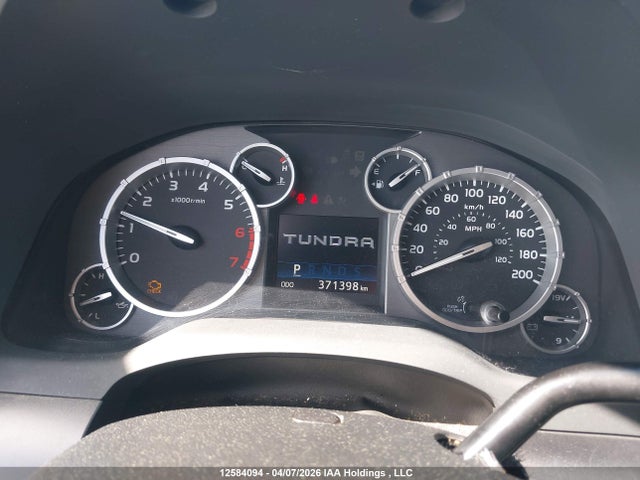 12584094 :رقم المزاد ، 5TFUM5F19EX051935 vin ، 2014 Toyota Tundra Double Cab Sr/double Cab Sr5 مزاد بيع