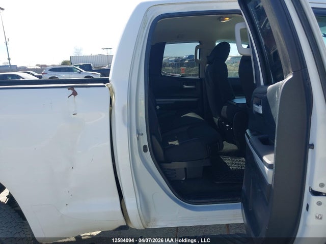 12584094 :رقم المزاد ، 5TFUM5F19EX051935 vin ، 2014 Toyota Tundra Double Cab Sr/double Cab Sr5 مزاد بيع