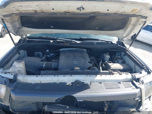 12584094 :رقم المزاد ، 5TFUM5F19EX051935 vin ، 2014 Toyota Tundra Double Cab Sr/double Cab Sr5 مزاد بيع