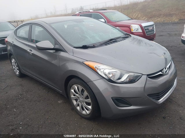 Продажа на аукционе авто 2013 Hyundai Elantra Gl, vin: 5NPDH4AE6DH327135, номер лота: 12584097