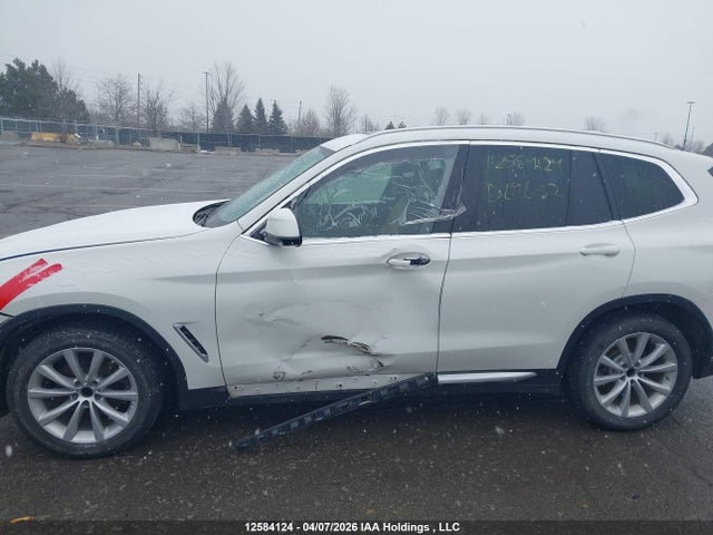 5UXTR9C55JLD69632 BMW X3 Xdrive30i