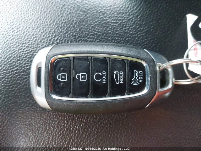 KMHLM4AG2MU137133 Hyundai Elantra Preferred Ivt