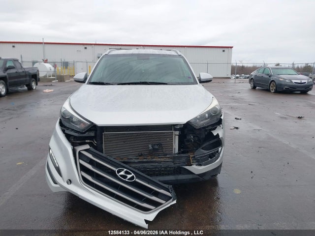 2016 Hyundai Tucson Limited/sport And Eco/se მანქანა იყიდება აუქციონზე, vin: KM8J3CA47GU055641, აუქციონის ნომერი: 12584133