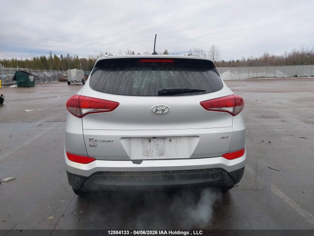 2016 Hyundai Tucson Limited/sport And Eco/se მანქანა იყიდება აუქციონზე, vin: KM8J3CA47GU055641, აუქციონის ნომერი: 12584133
