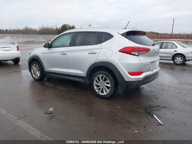 2016 Hyundai Tucson Limited/sport And Eco/se მანქანა იყიდება აუქციონზე, vin: KM8J3CA47GU055641, აუქციონის ნომერი: 12584133