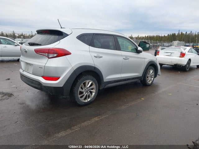 2016 Hyundai Tucson Limited/sport And Eco/se მანქანა იყიდება აუქციონზე, vin: KM8J3CA47GU055641, აუქციონის ნომერი: 12584133