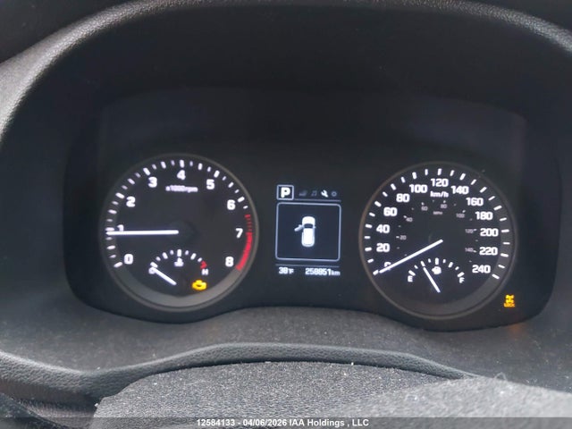 2016 Hyundai Tucson Limited/sport And Eco/se მანქანა იყიდება აუქციონზე, vin: KM8J3CA47GU055641, აუქციონის ნომერი: 12584133