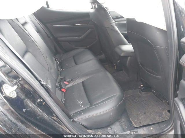 JM1BPALM1K1120881 Mazda Mazda3 Gs