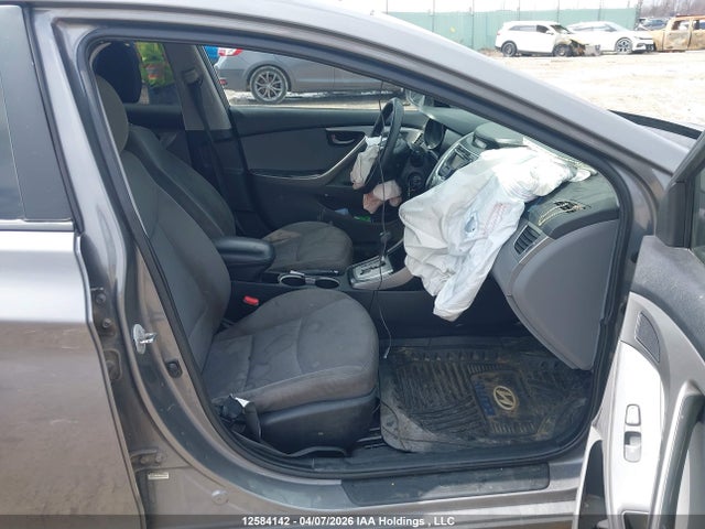 Продажа на аукционе авто 2013 Hyundai Elantra Gl, vin: 5NPDH4AE9DH161757, номер лота: 12584142