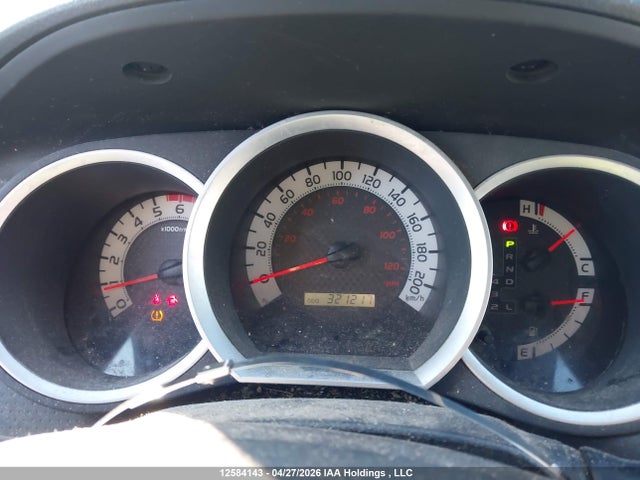 12584143 :رقم المزاد ، 5TFMU4FN4DX010740 vin ، 2013 Toyota Tacoma V6 مزاد بيع