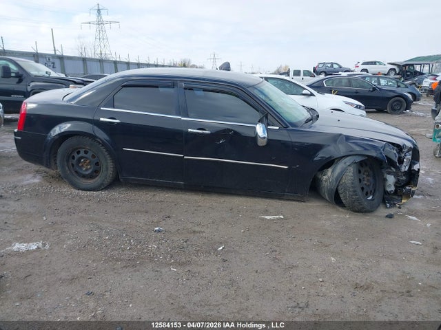 2010 Chrysler 300 Touring მანქანა იყიდება აუქციონზე, vin: 2C3CA5CV3AH273014, აუქციონის ნომერი: 12584153