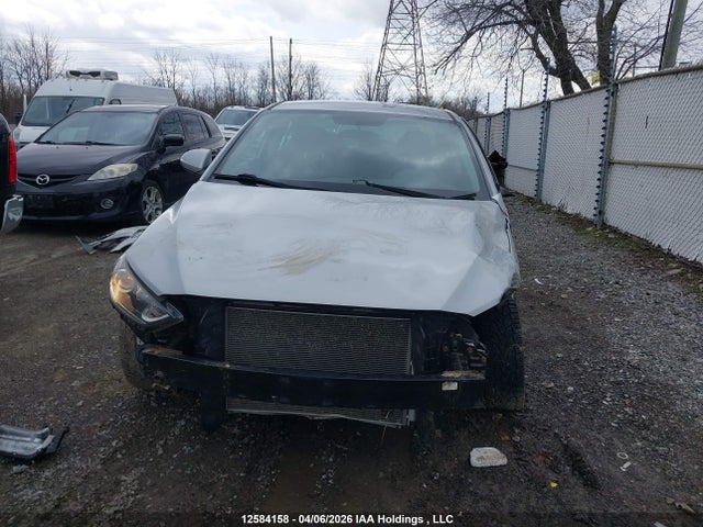 KMHD84LF8HU323651 Hyundai Elantra Se/value/limited