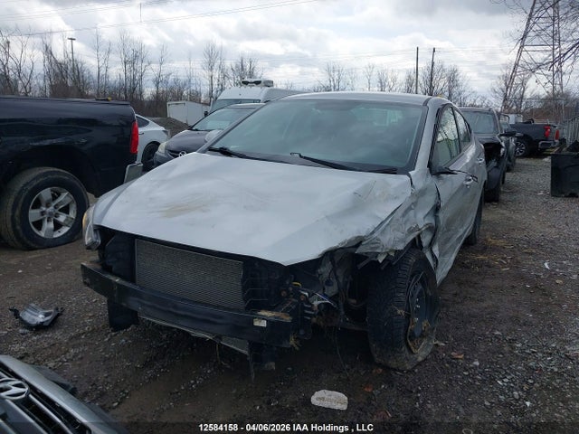 KMHD84LF8HU323651 Hyundai Elantra Se/value/limited