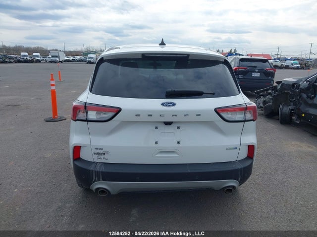 1FMCU9G63LUB34123 Ford ESCAPE SE