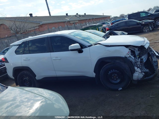 Toyota RAV4 LE 2025 2T3B1RFV6SC544628 Image 13
