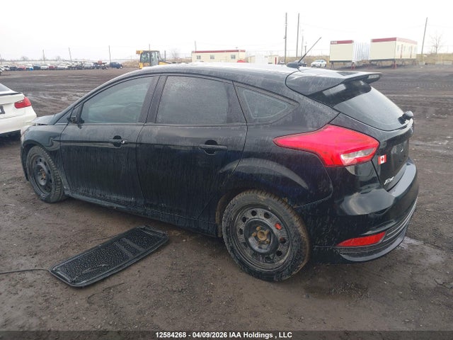 1FADP3L95JL247898 Ford Focus St St