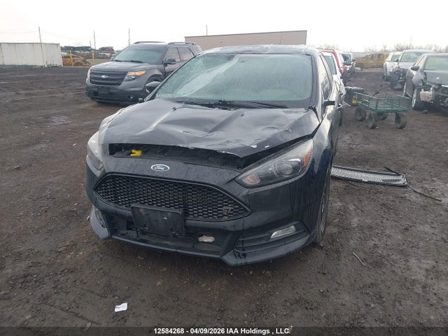 1FADP3L95JL247898 Ford Focus St St