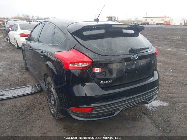 1FADP3L95JL247898 Ford Focus St St