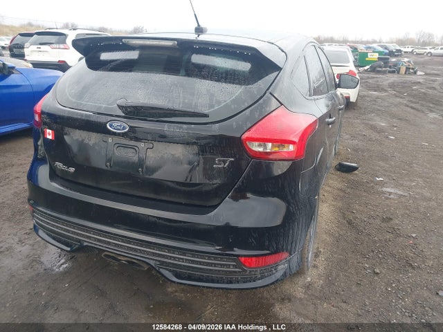 1FADP3L95JL247898 Ford Focus St St