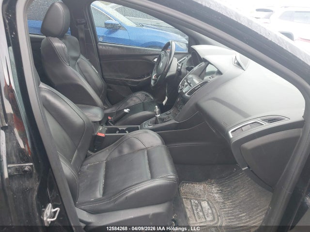 1FADP3L95JL247898 Ford Focus St St