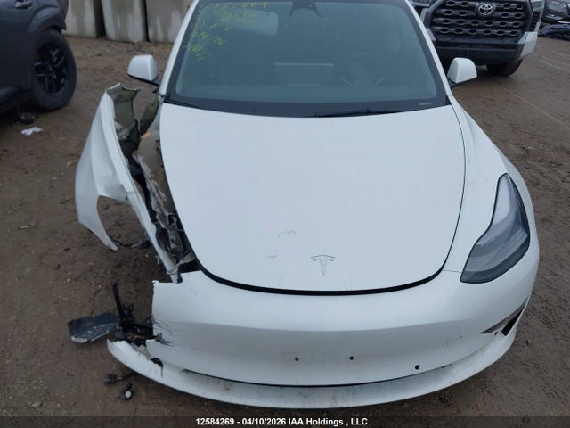 5YJ3E1EB1NF334013 Tesla Model 3 Long Range