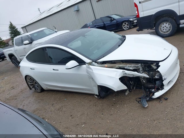 5YJ3E1EB1NF334013 Tesla Model 3 Long Range