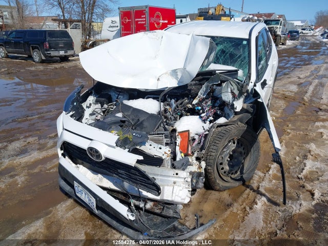 2T3B1RFV0NC261470 Toyota RAV4