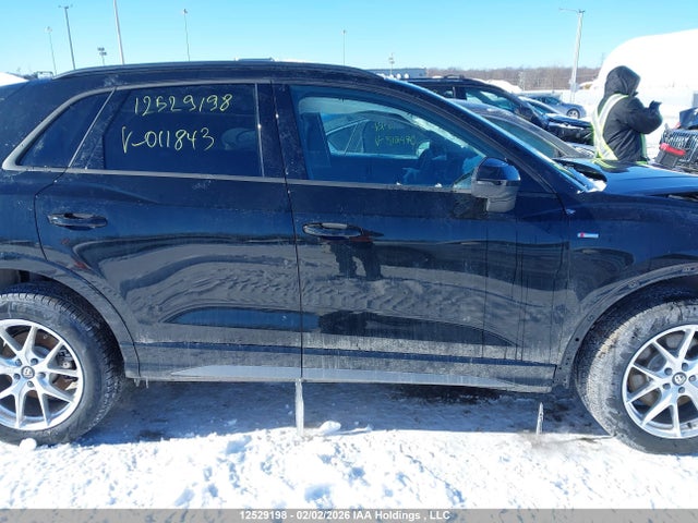 WA1DECF38S1011843 Audi Q3 45