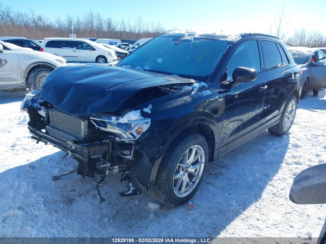 WA1DECF38S1011843 Audi Q3 45