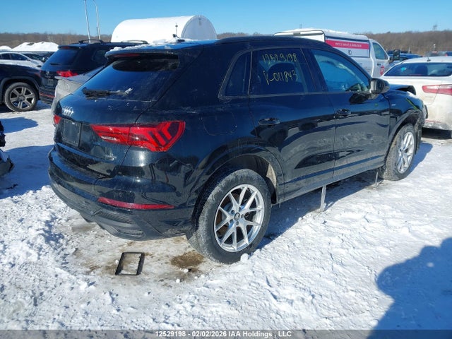 WA1DECF38S1011843 Audi Q3 45