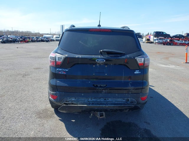 1FMCU9G9XHUA66422 Ford ESCAPE SE