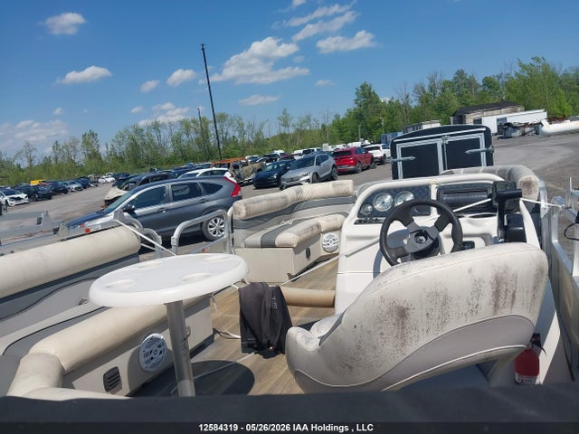 2009 G3 Pontoon მანქანა იყიდება აუქციონზე, vin: GEN72478H809, აუქციონის ნომერი: 12584319
