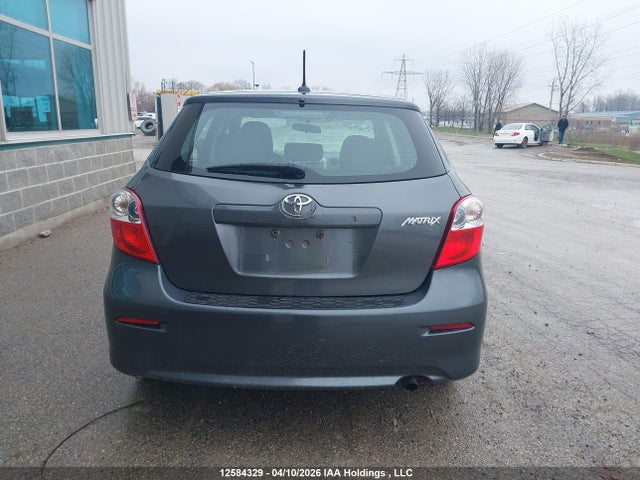2011 Toyota Corolla Matrix მანქანა იყიდება აუქციონზე, vin: 2T1KU4EE1BC656869, აუქციონის ნომერი: 12584329