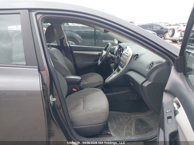 2011 Toyota Corolla Matrix მანქანა იყიდება აუქციონზე, vin: 2T1KU4EE1BC656869, აუქციონის ნომერი: 12584329