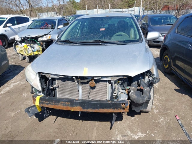 2010 Toyota Corolla Ce მანქანა იყიდება აუქციონზე, vin: 2T1BU4EEXAC211187, აუქციონის ნომერი: 12584338