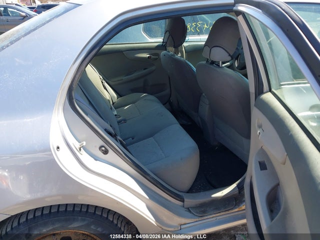 2010 Toyota Corolla Ce მანქანა იყიდება აუქციონზე, vin: 2T1BU4EEXAC211187, აუქციონის ნომერი: 12584338