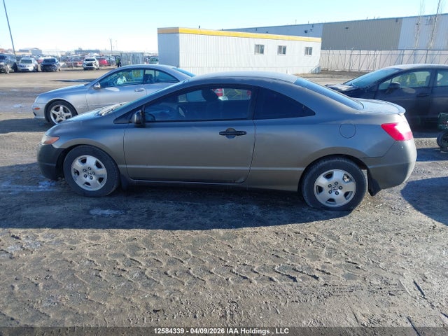 2008 Honda Civic Dx მანქანა იყიდება აუქციონზე, vin: 2HGFG12298H008231, აუქციონის ნომერი: 12584339