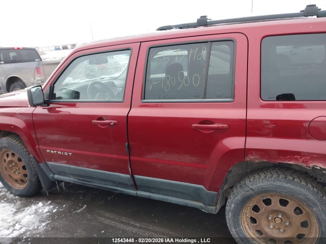 12543448 :رقم المزاد ، 1J4NF2GB0BD180500 vin ، 2011 Jeep Patriot Sport/north مزاد بيع