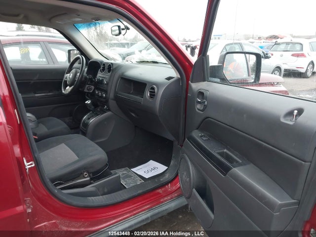 12543448 :رقم المزاد ، 1J4NF2GB0BD180500 vin ، 2011 Jeep Patriot Sport/north مزاد بيع