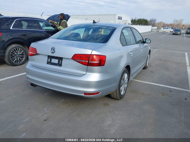 3VW1K7AJ9FM325912 Volkswagen JETTA S
