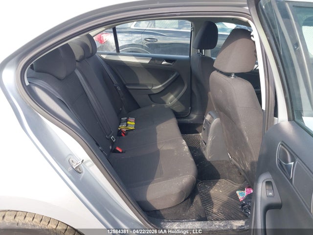 3VW1K7AJ9FM325912 Volkswagen JETTA S